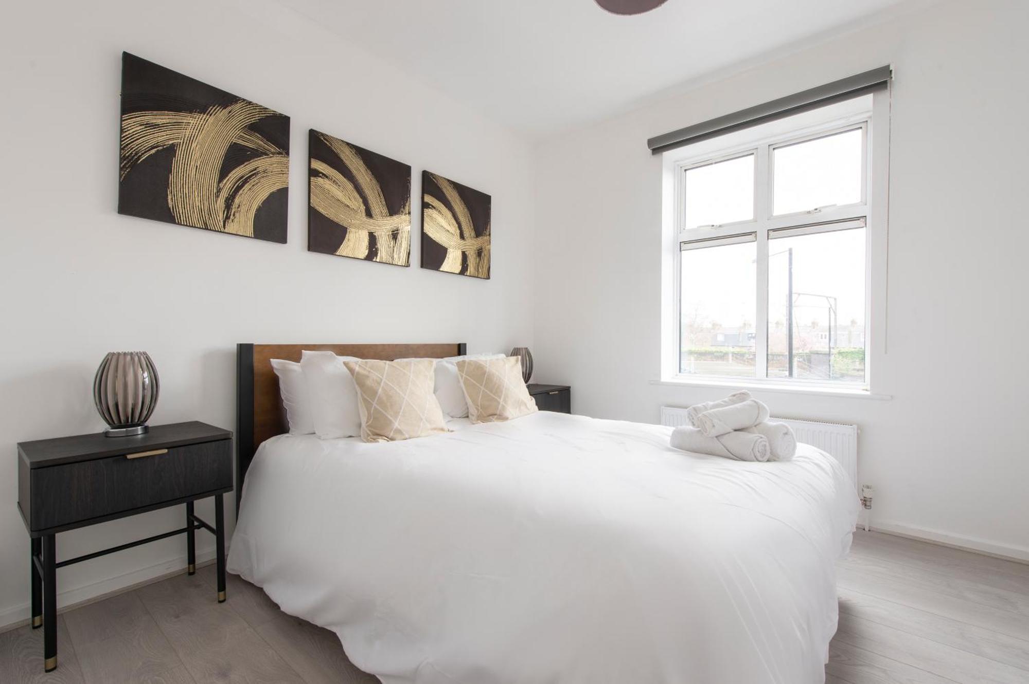 Modern Luxury Apartment By Bow Road Station Лондон Екстер'єр фото